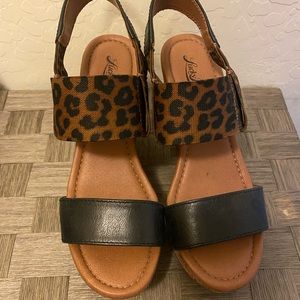 Lucky brand wedges